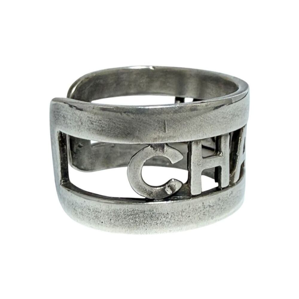 CHANEL Authentic Ring - Picture 3 of 9